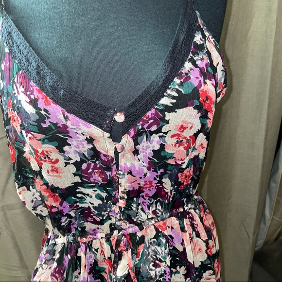 Forever 21 Floral Dress - Picture 8 of 10